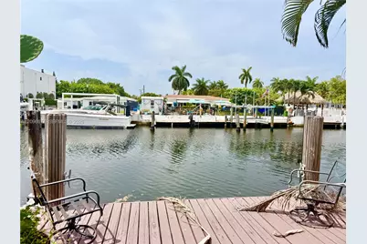 2039 NE 123rd St, North Miami, FL 33181 - Photo 1
