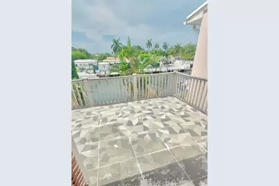 2039 NE 123rd St, North Miami, FL 33181 - Photo 21