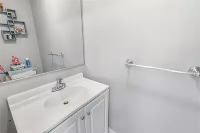 9074 NW 35th Pl, Sunrise, FL 33351 - Photo 25