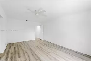 9074 NW 35th Pl, Sunrise, FL 33351 - Photo 19