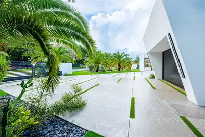 9890 SW 64th St, Miami, FL 33173 - Photo 51