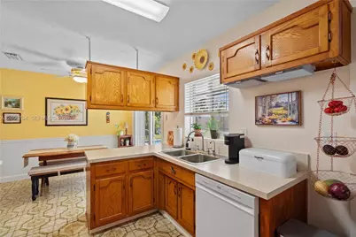 8730 SW 190th St, Cutler Bay, FL 33157 - Photo 37