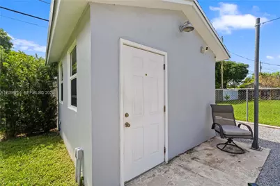 8730 SW 190th St, Cutler Bay, FL 33157 - Photo 11