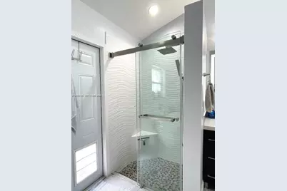 16190 NW 14th St, Pembroke Pines, FL 33028 - Photo 29