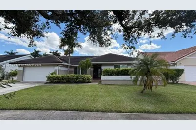 16190 NW 14th St, Pembroke Pines, FL 33028 - Photo 1