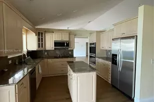 16190 NW 14th St, Pembroke Pines, FL 33028 - Photo 13