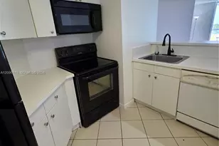 5880 Collins Ave, Miami Beach, FL 33140 - Photo 11