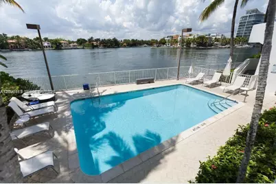 5880 Collins Ave #1105, Miami Beach, FL 33140 - Photo 19