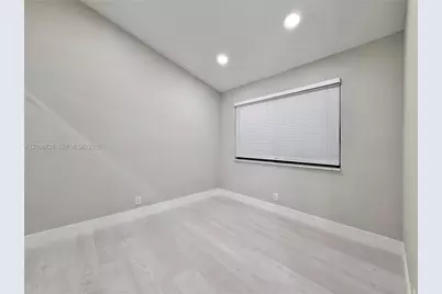 11189 NW 37th St, Sunrise, FL 33351 - Photo 9