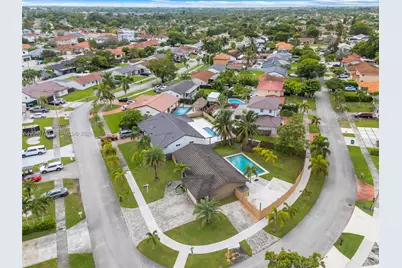 13122 SW 200th Ter, Miami, FL 33177 - Photo 31