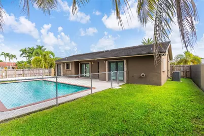 13122 SW 200th Ter, Miami, FL 33177 - Photo 25