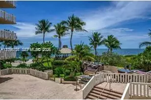 1121 Crandon Blvd, Key Biscayne, FL 33149 - Photo 17