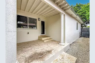 1770 SW 17th Ave, Miami, FL 33145 - Photo 9