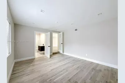 1770 SW 17th Ave, Miami, FL 33145 - Photo 23