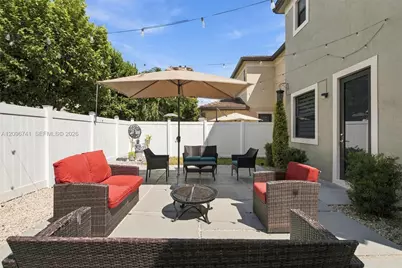 3419 W 109th Pl, Hialeah, FL 33018 - Photo 17