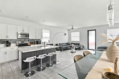 3419 W 109th Pl, Hialeah, FL 33018 - Photo 3