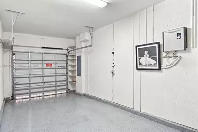 3419 W 109th Pl, Hialeah, FL 33018 - Photo 13