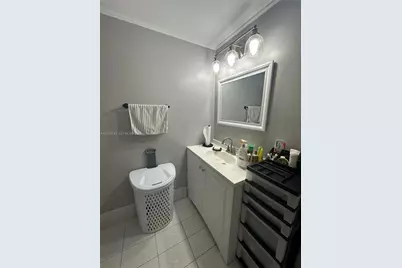 10000 NW 80th Ct #2424, Hialeah Gardens, FL 33016 - Photo 15