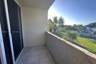 10000 NW 80th Ct, Hialeah Gardens, FL 33016 - Photo 21