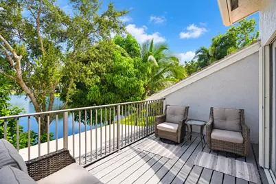 3237 Deer Creek Lake Shore Dr, Deerfield Beach, FL 33442 - Photo 23