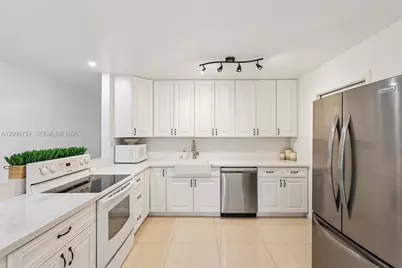 3721 W Valley Green Dr #48, Davie, FL 33328 - Photo 11