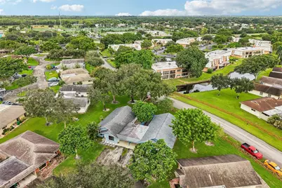 3721 W Valley Green Dr #48, Davie, FL 33328 - Photo 35