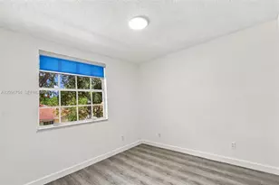 967 Azure Ln, Weston, FL 33326 - Photo 15