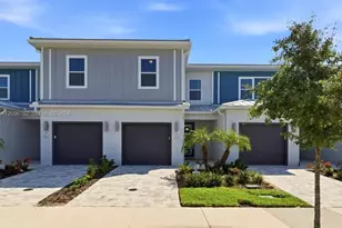 7913 Spectrum Dr, Kissimmee, FL 34747 - Photo 1