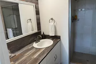 8435 Sunrise Lakes Blvd, Sunrise, FL 33322 - Photo 13