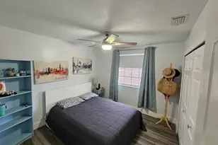 15429 SW 92nd St, Miami, FL 33196 - Photo 11