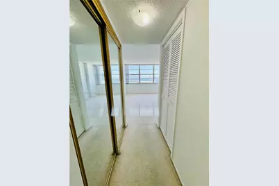 18011 Biscayne Blvd #1003, Aventura, FL 33160 - Photo 13