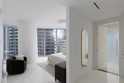 300 S Biscayne Blvd Way #2107, Miami, FL 33131 - Photo 5