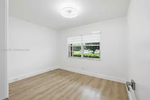 300 SW 130th Terrace, Pembroke Pines, FL 33027 - Photo 19