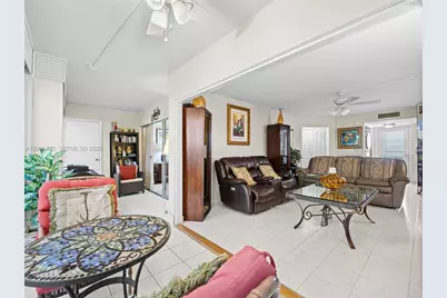 3661 Via Poinciana #401, Lake Worth, FL 33467 - Photo 35
