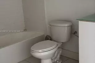 1791 NE Miami Gardens Dr, Miami, FL 33179 - Photo 13