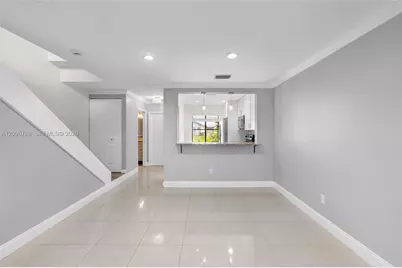 9166 SW 21st Ct #E, Boca Raton, FL 33428 - Photo 19
