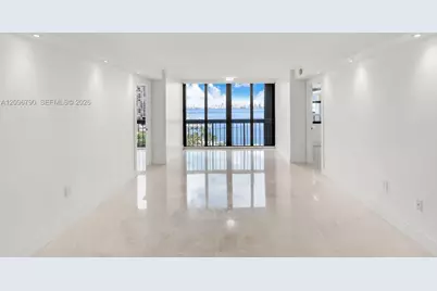 2333 Brickell Ave #1007, Miami, FL 33129 - Photo 3
