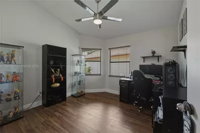 728 Holly St #0, North Lauderdale, FL 33068 - Photo 17