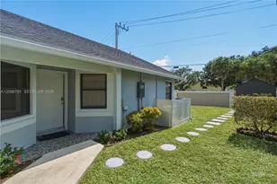 728 Holly St, North Lauderdale, FL 33068 - Photo 5