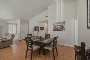 728 Holly St, North Lauderdale, FL 33068 - Photo 7