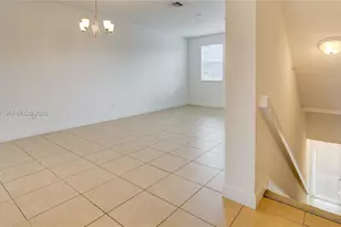 954 SW 147th Ave, Pembroke Pines, FL 33027 - Photo 5