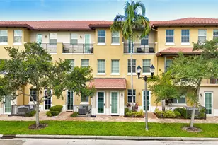 954 SW 147th Ave, Pembroke Pines, FL 33027 - Photo 1