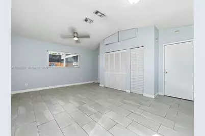 401 SE 2nd Ave #401, Dania Beach, FL 33004 - Photo 11