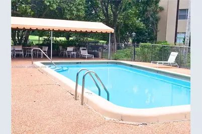 6001 N Falls Cir Dr #105, Lauderhill, FL 33319 - Photo 9