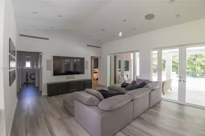 7985 SW 99th St, Miami, FL 33156 - Photo 15