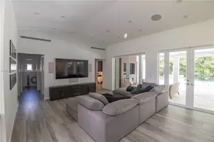 7985 SW 99th St, Miami, FL 33156 - Photo 15