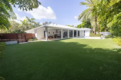 7985 SW 99th St, Miami, FL 33156 - Photo 5