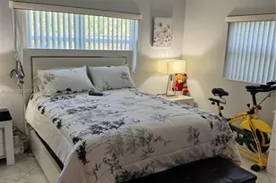 1000 NE 14th Ave, Hallandale Beach, FL 33009 - Photo 35