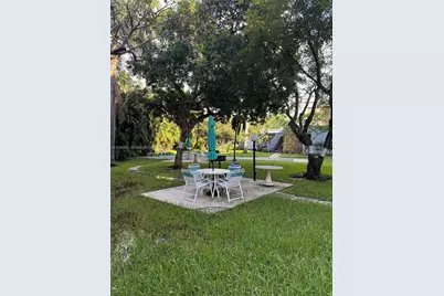 1000 NE 14th Ave #101, Hallandale Beach, FL 33009 - Photo 45