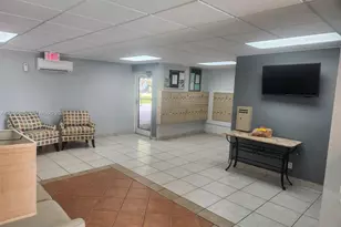 1000 NE 14th Ave, Hallandale Beach, FL 33009 - Photo 5